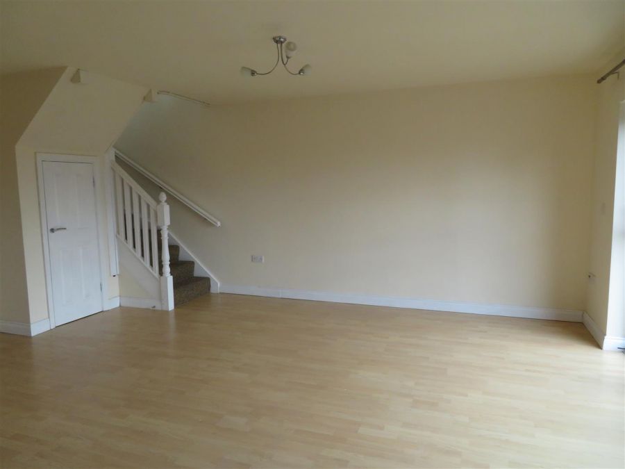 56 Silverwood Green
