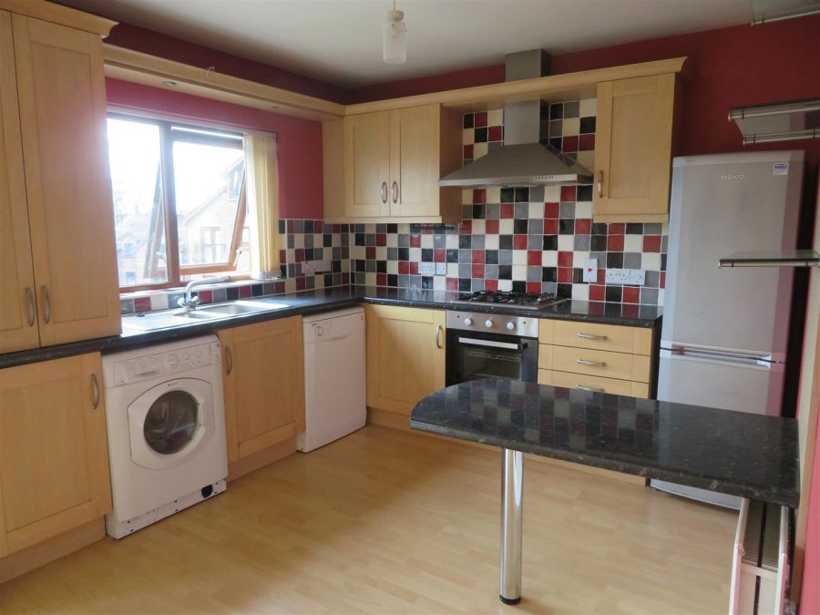 56 Silverwood Green