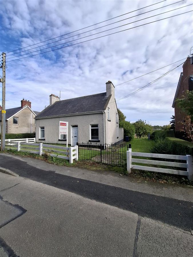 19 Moss Road