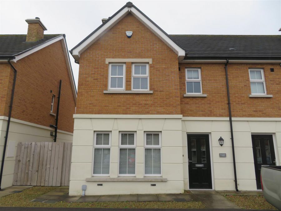 7 Charles Baron Mews