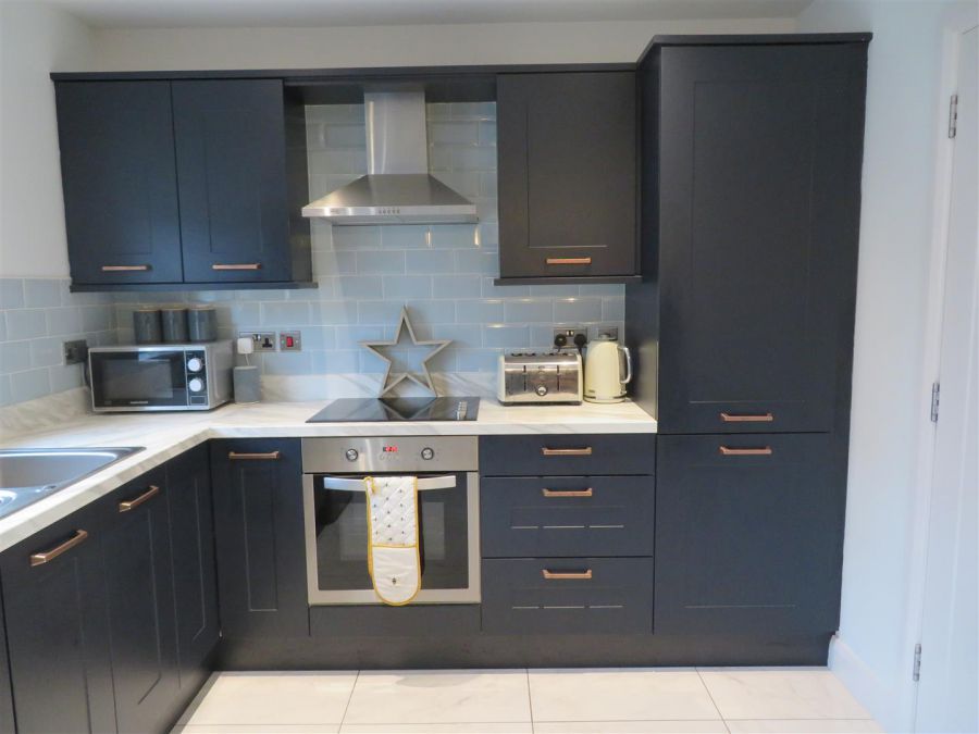 7 Charles Baron Mews