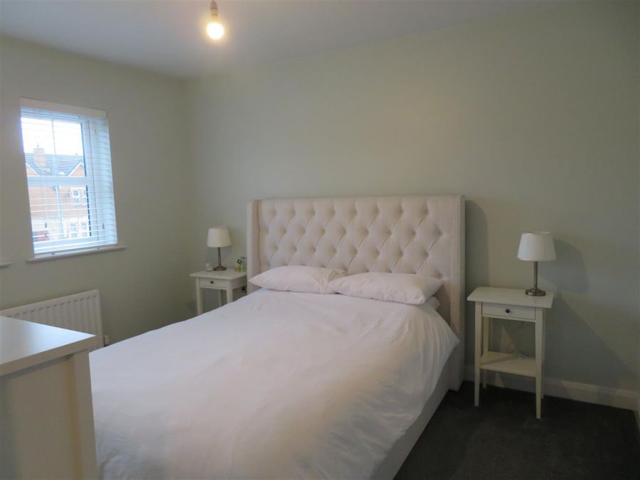 7 Charles Baron Mews