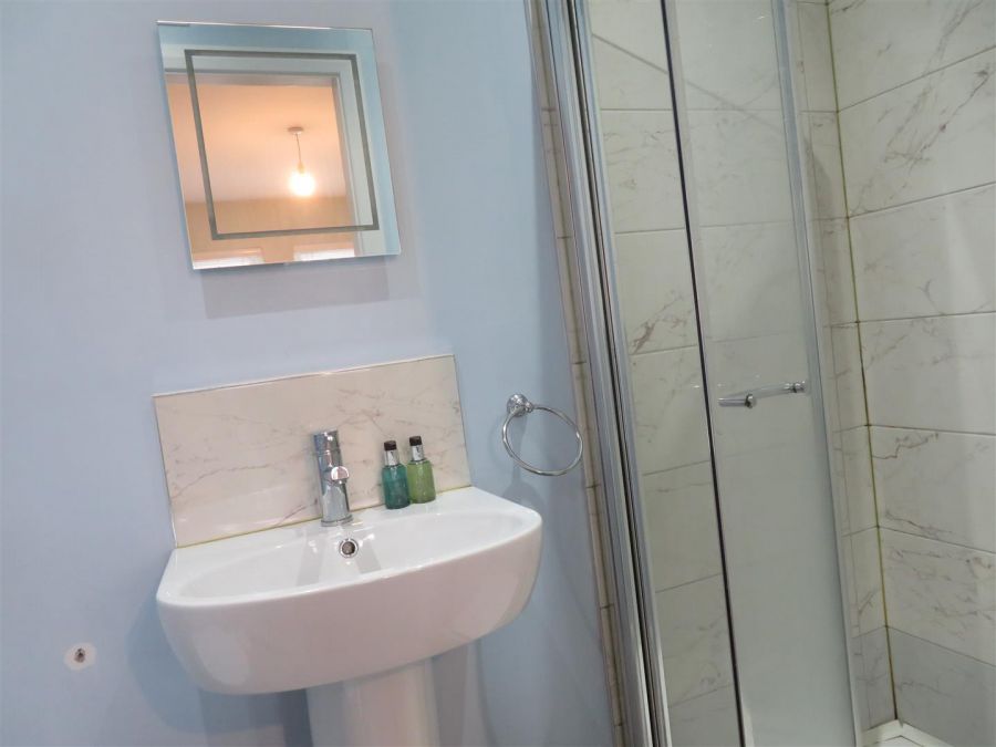 7 Charles Baron Mews