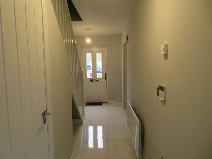 7 Charles Baron Mews