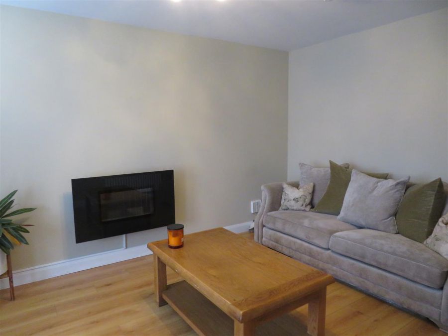 7 Charles Baron Mews