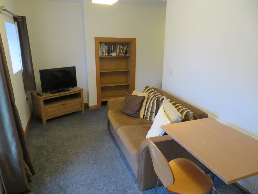 Apartment 1, 67A Steps Road