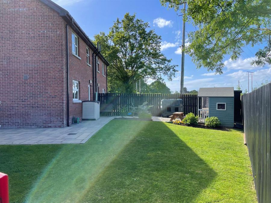 29 Moss View