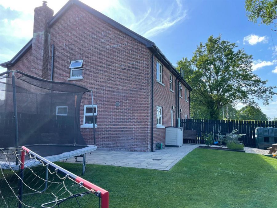 29 Moss View