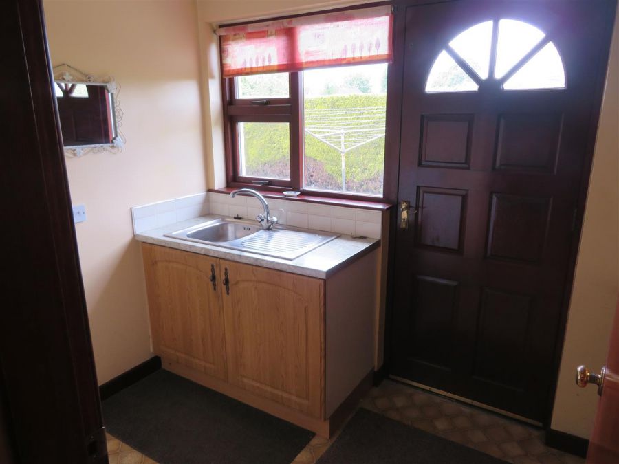 4 Shannaghmore Park