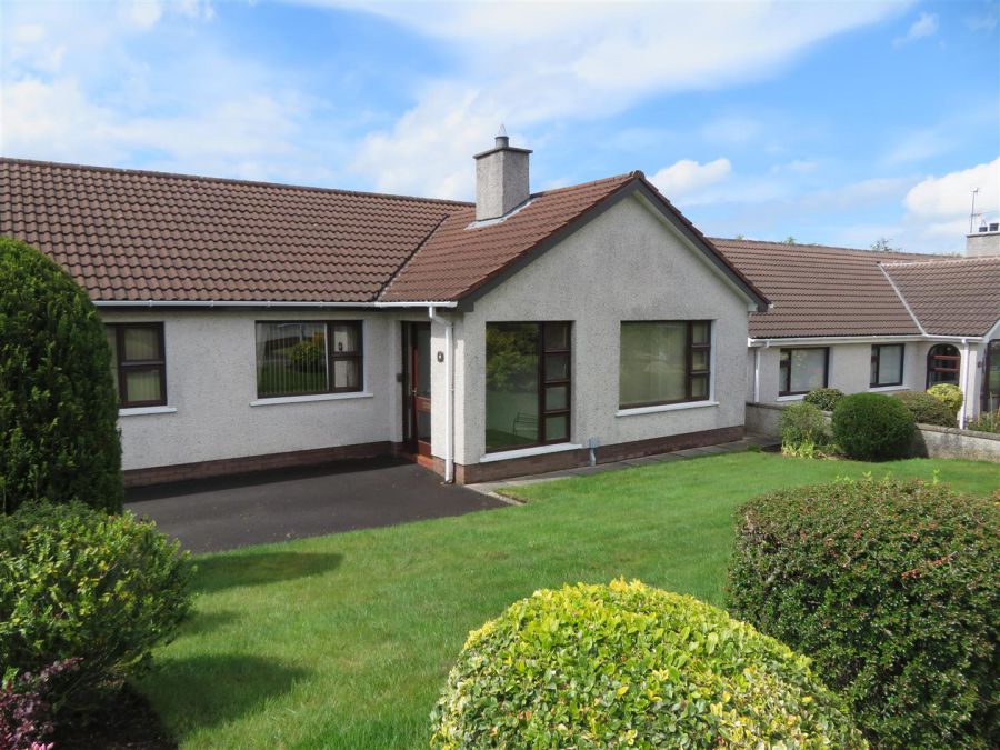 4 Shannaghmore Park