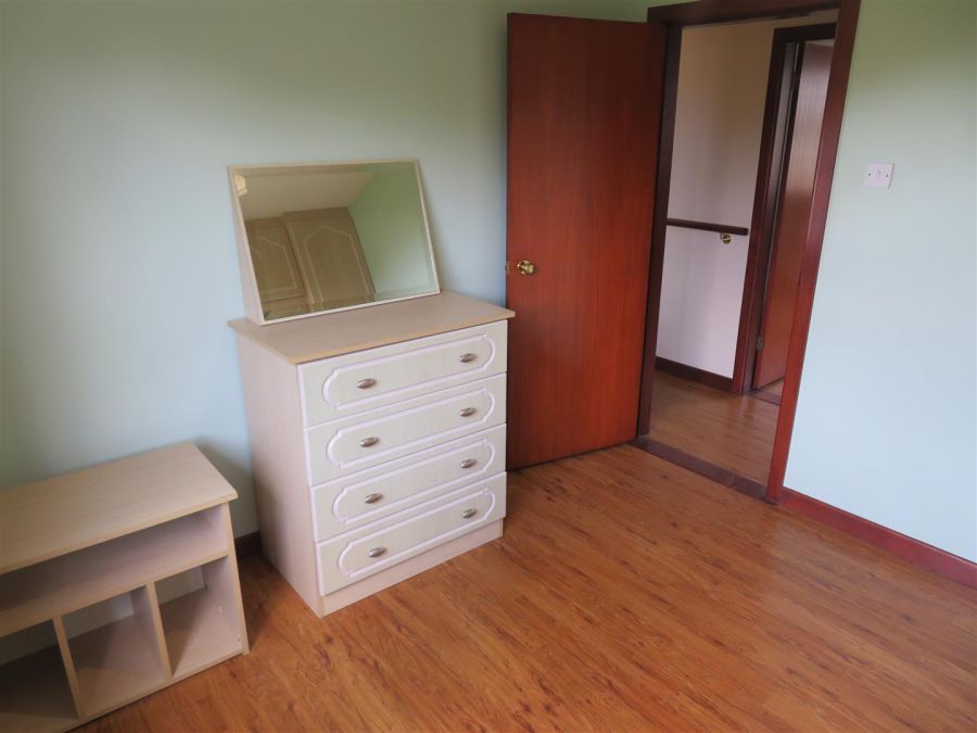 4 Shannaghmore Park