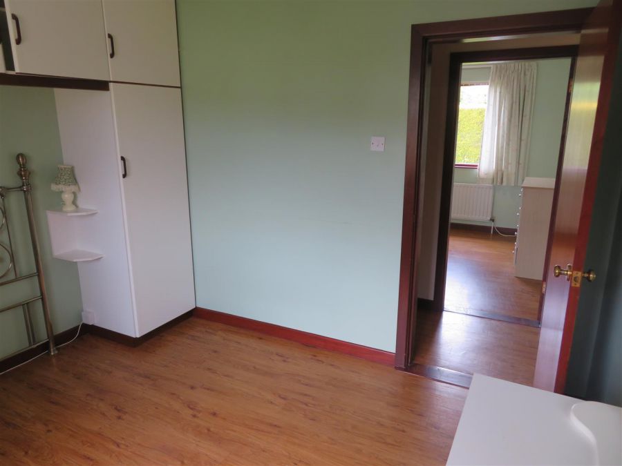4 Shannaghmore Park
