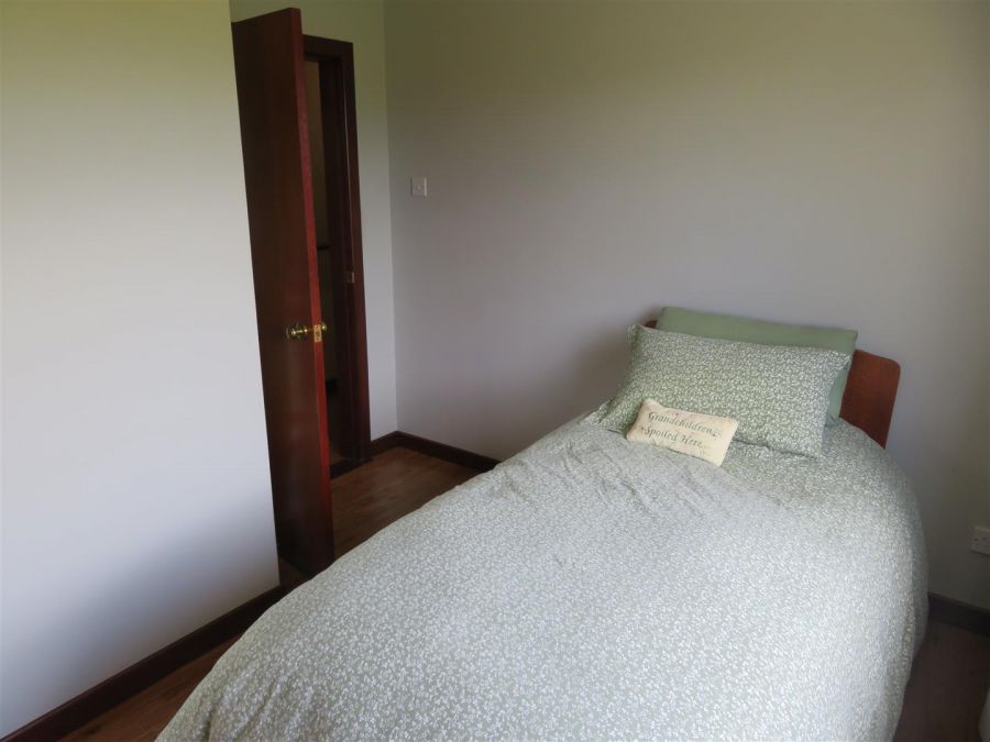 4 Shannaghmore Park