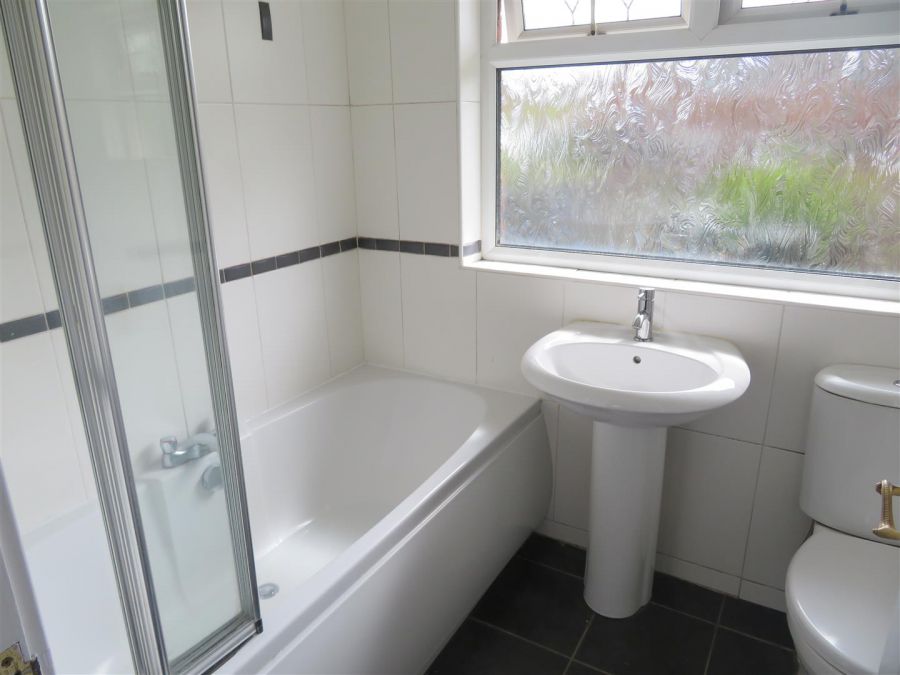 52 Donard Gardens