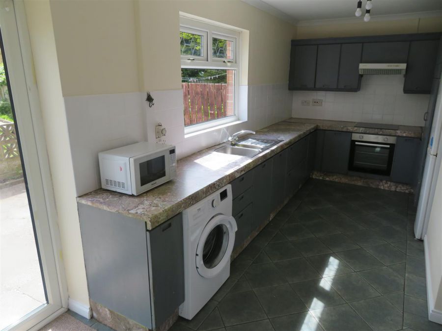 52 Donard Gardens