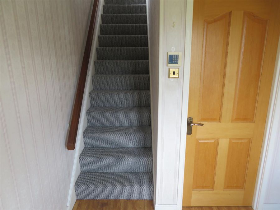 17 Woodford Park