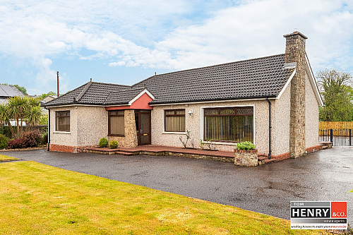 40 Charlemont Street, moy, BT71 7SL