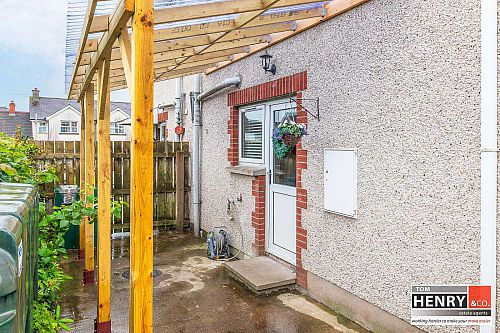 2 Henrys Place