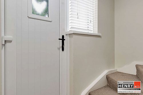 2 Henrys Place