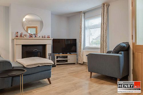 2 Henrys Place