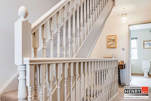 29 Ardean Manor