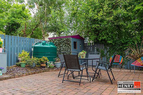 29 Ardean Manor