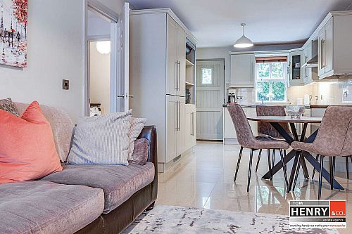 29 Ardean Manor