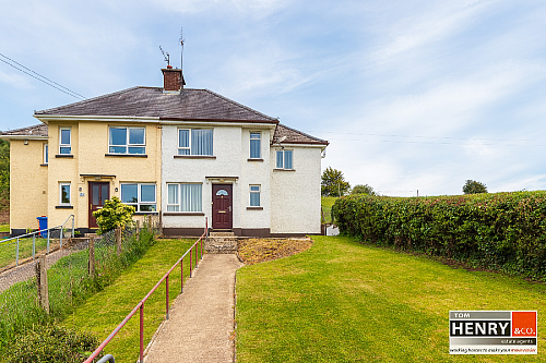 29 WHITELOUGH ROAD