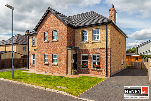 3 COBBLERS MANOR