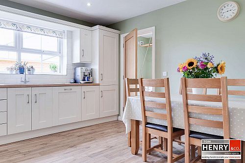 3 Cobblers Manor