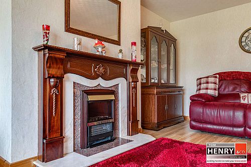 2 Bracken Brae