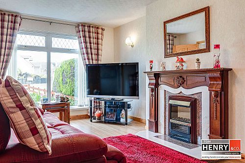 2 Bracken Brae