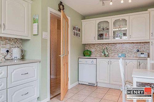 2 Bracken Brae