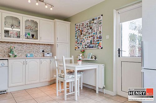 2 Bracken Brae