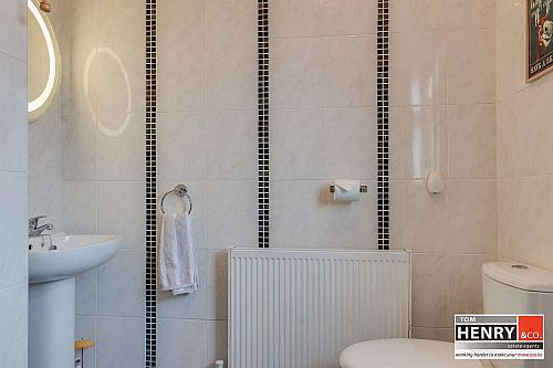 2 Bracken Brae