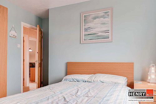 2 Bracken Brae