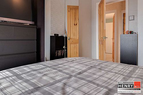 2 Bracken Brae