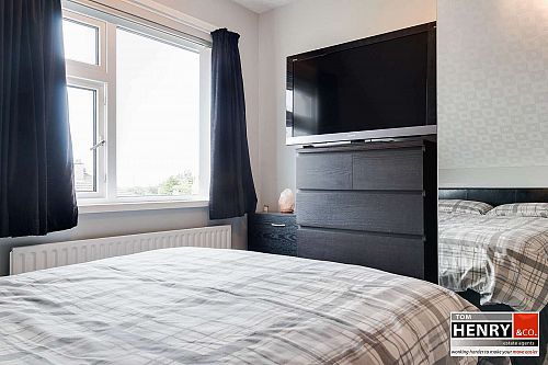 2 Bracken Brae
