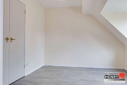 2 Kingarve Court