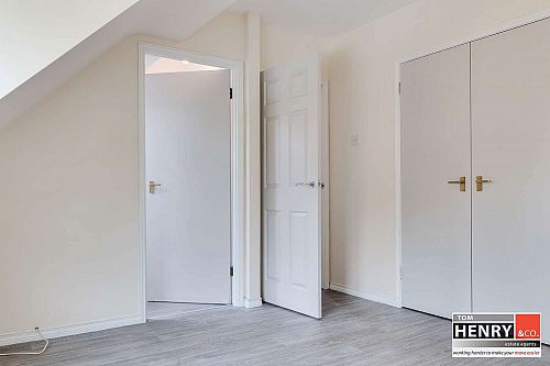 2 Kingarve Court