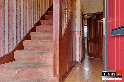 3 Prince Andrew Crescent