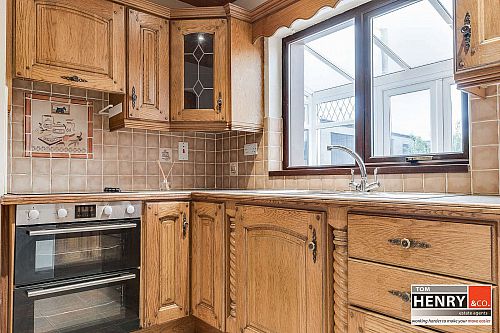 3 Prince Andrew Crescent