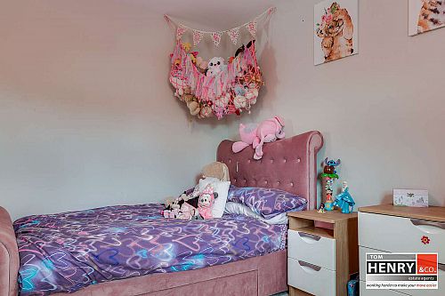 11 Marlefield