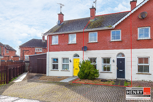 5 OAKWOOD MANOR