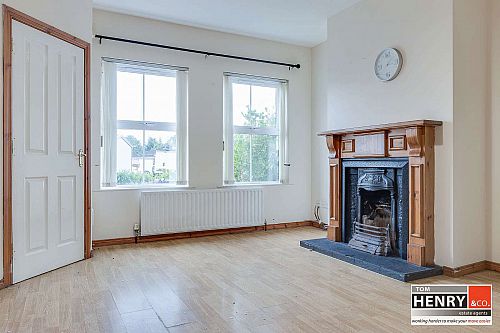 5 Oakwood Manor