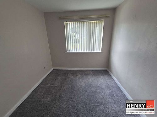 10 Drumglass Way