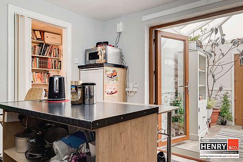 10 GRANVILLE TERRACE