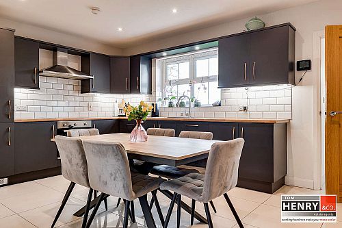 18 Clarefield Grange