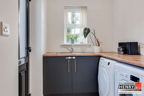 18 Clarefield Grange