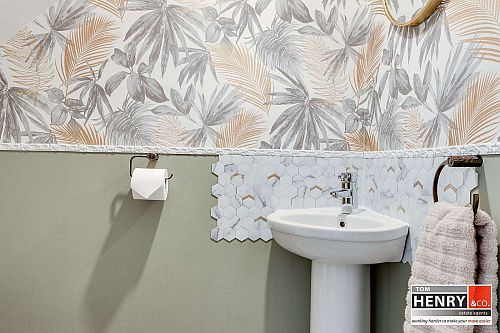 18 Clarefield Grange